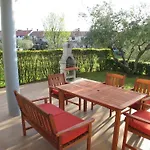 Vila Oliva, Porec